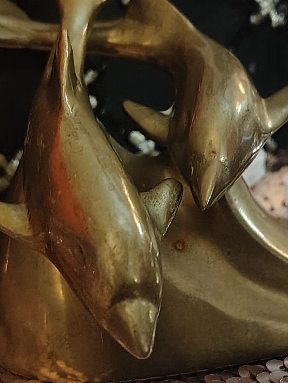Vintage Mid Century Solid Brass Double Dolphin Sculpture Leaping Wave Paperweigh